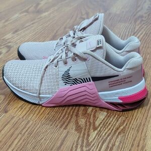 Nike Women's Pink and White Training Shoes